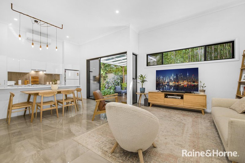 Photo - 5/53 Kenibea Avenue, Kahibah NSW 2290 - Image 3