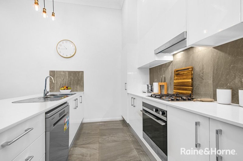 Photo - 5/53 Kenibea Avenue, Kahibah NSW 2290 - Image 6