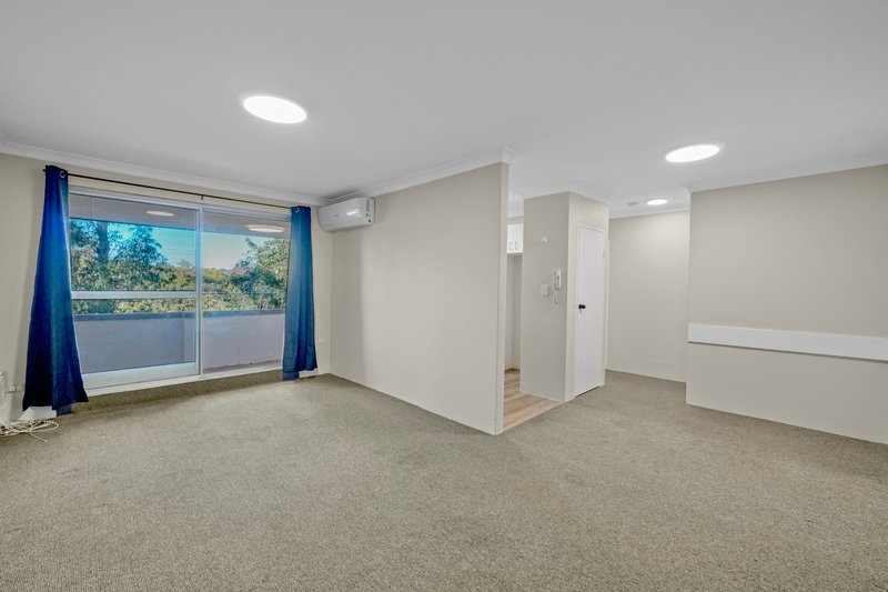 Photo - 5/54-55 Park Avenue, Kingswood NSW 2747 - Image 3