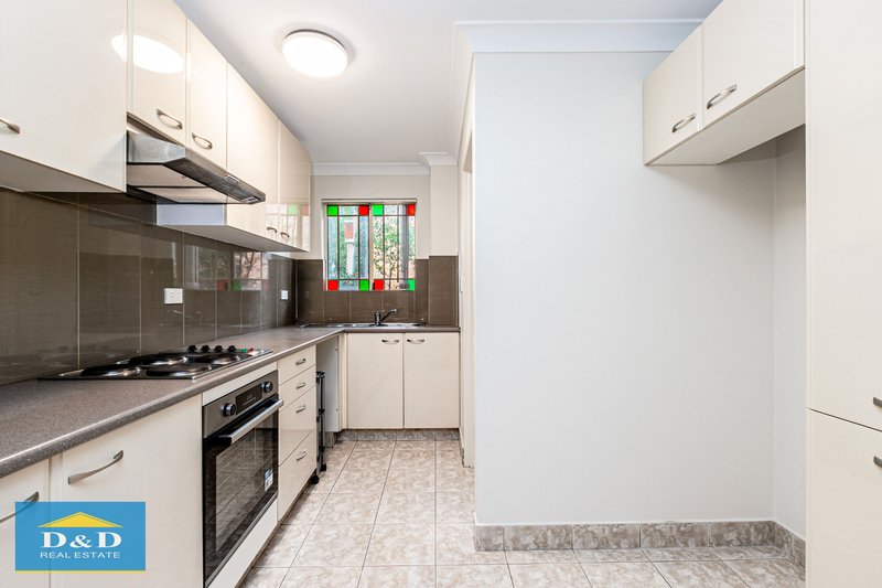 Photo - 5/54-56 Sir Joseph Banks Street, Bankstown NSW 2200 - Image 4