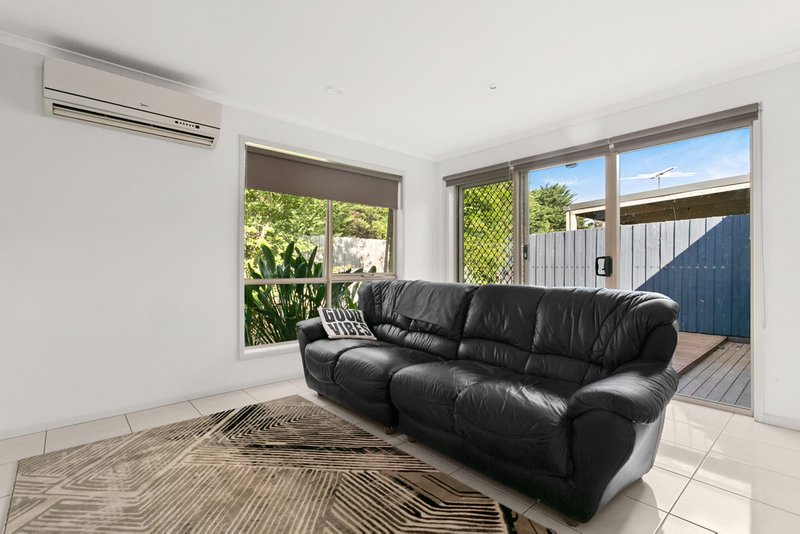 Photo - 5/54-58 Pommel Street, Pakenham VIC 3810 - Image 3