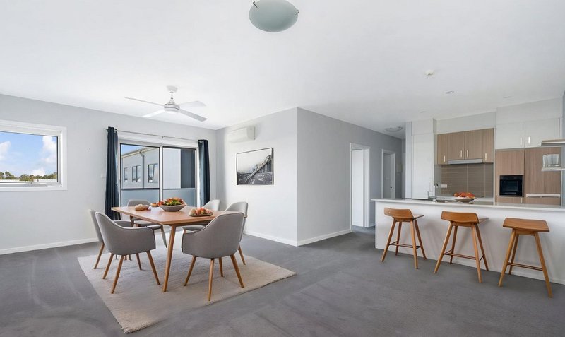 Photo - 55/41 Clare Burton Crescent, Franklin ACT 2913 - Image 1