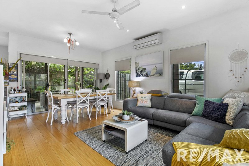 Photo - 5/541 Esplanade , Urangan QLD 4655 - Image 4