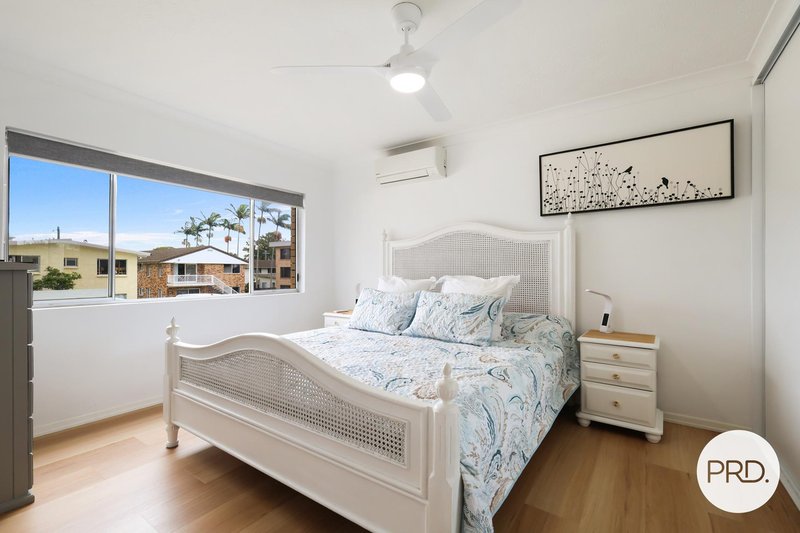 Photo - 5/542 Marine Parade, Biggera Waters QLD 4216 - Image 4