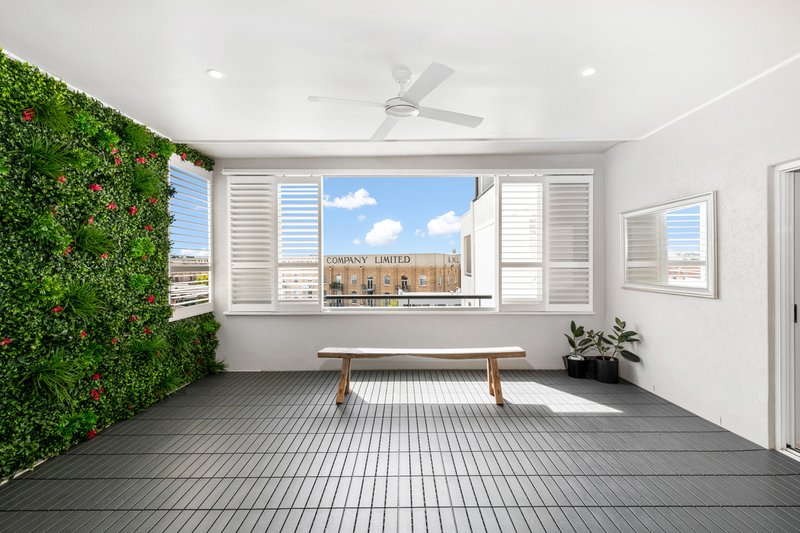 Photo - 55/48 Chermside Street, Teneriffe QLD 4005 - Image 9