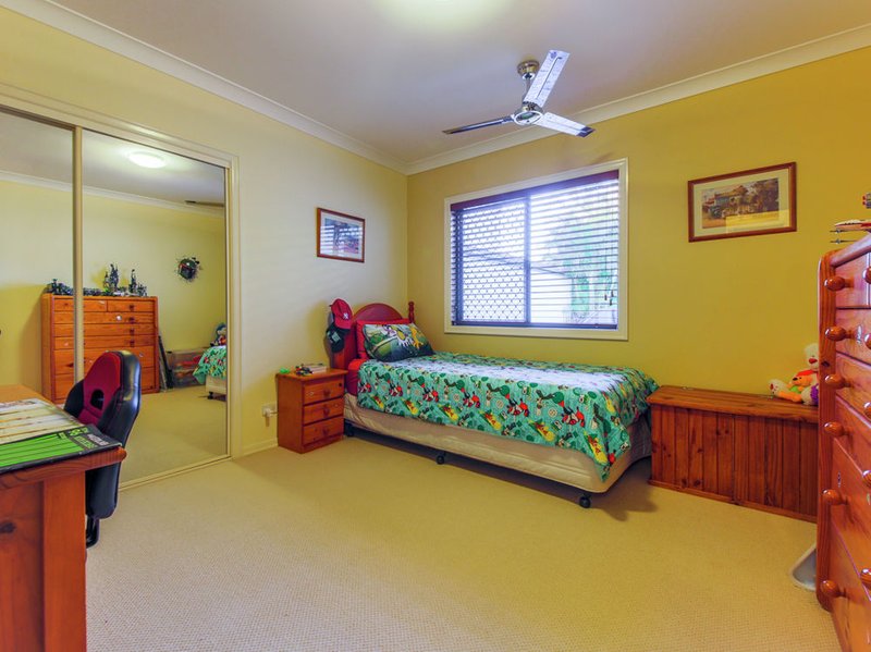 Photo - 555 Oyster Cove Promenade, Helensvale QLD 4212 - Image 21