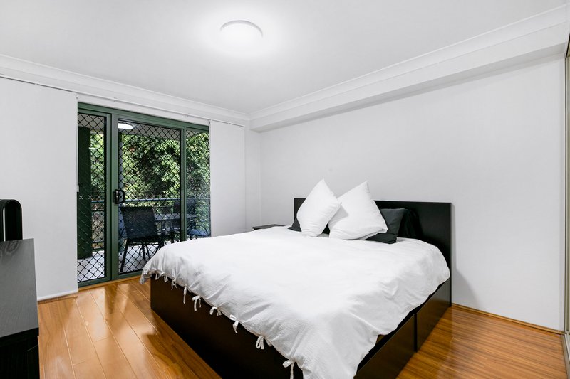 Photo - 5/55 Reynolds Avenue, Bankstown NSW 2200 - Image 5