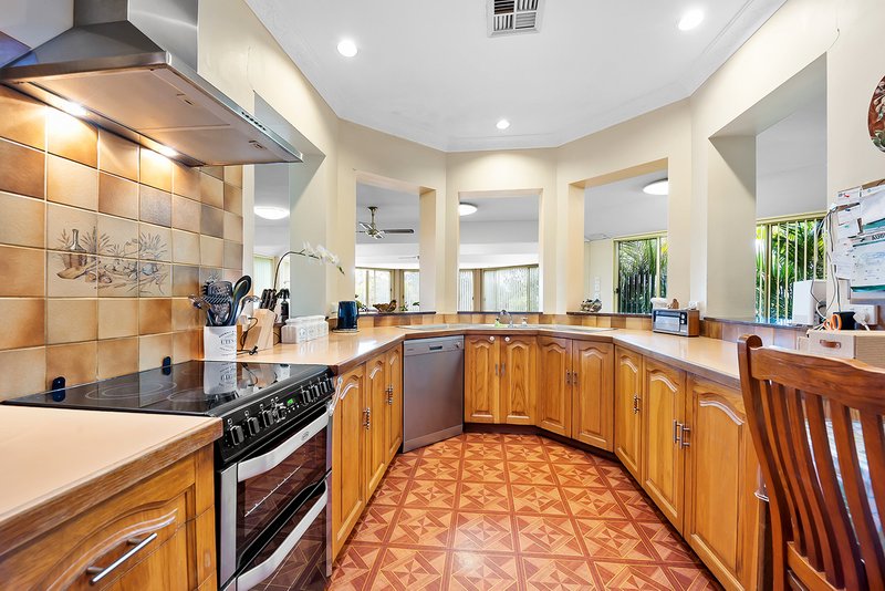 Photo - 555 Twelfth Avenue, Rossmore NSW 2557 - Image 9