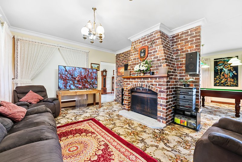 Photo - 555 Twelfth Avenue, Rossmore NSW 2557 - Image 10