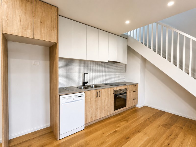 Photo - 5/551 North Road, Ormond VIC 3204 - Image 2