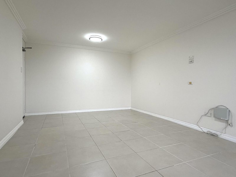 Photo - 555/360-362 The Horsley Drive, Fairfield NSW 2165 - Image 2