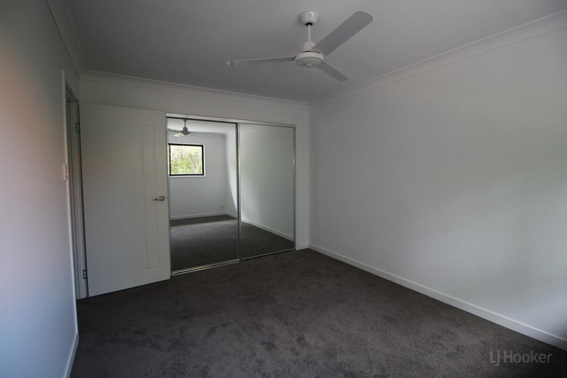 Photo - 5/56 Imperial Parade, Labrador QLD 4215 - Image 6