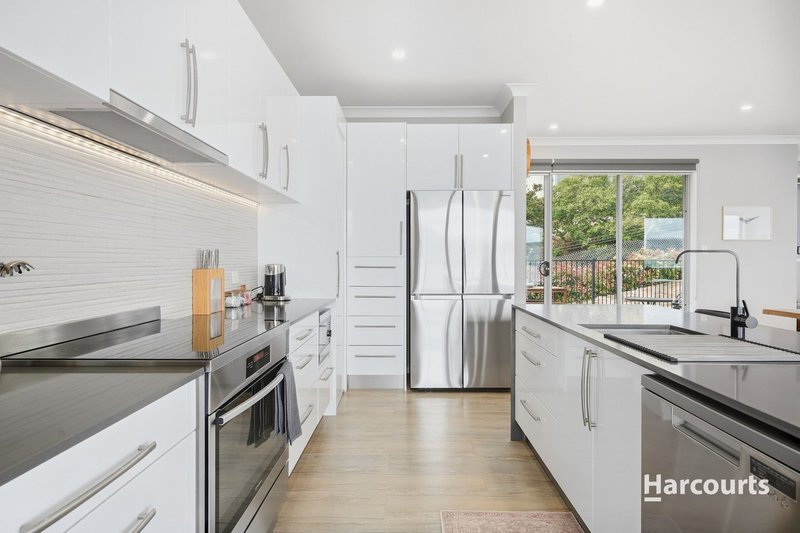 Photo - 556 Oceana Drive, Howrah TAS 7018 - Image 17
