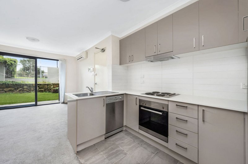 Photo - 55/75 Elizabeth Jolley Crescent, Franklin ACT 2913 - Image 4