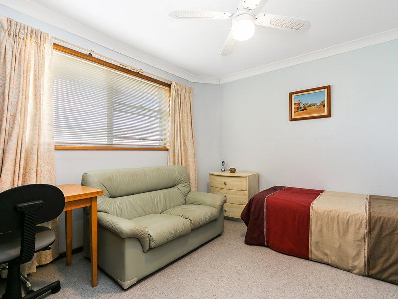 Photo - 5/58 Allambee Place, Valentine NSW 2280 - Image 5