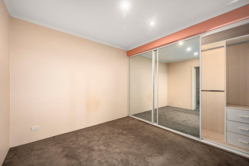 Photo - 5/58 Bennelong Crescent, Macquarie ACT 2614 - Image 8