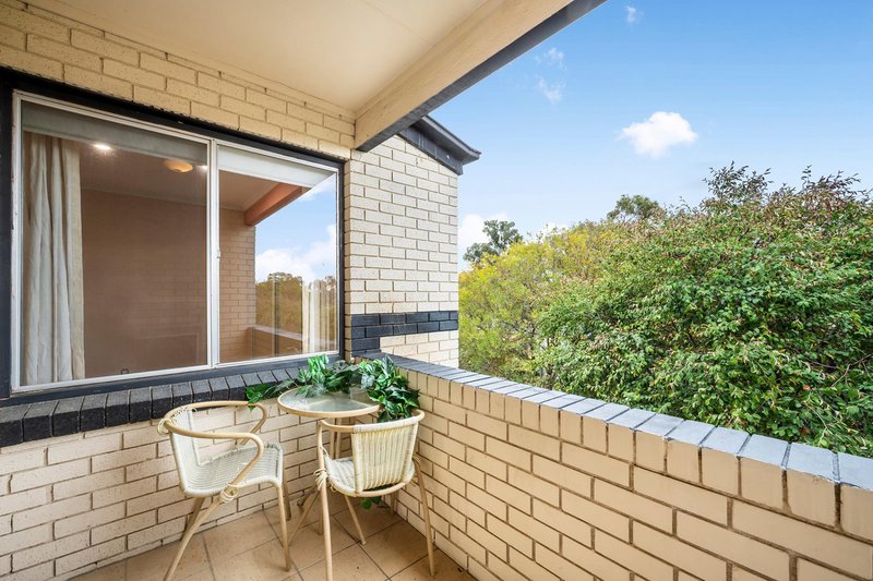 Photo - 5/58 Bennelong Crescent, Macquarie ACT 2614 - Image 12