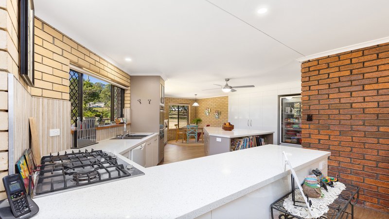 Photo - 558 Teddington Road, Tinana South QLD 4650 - Image 3