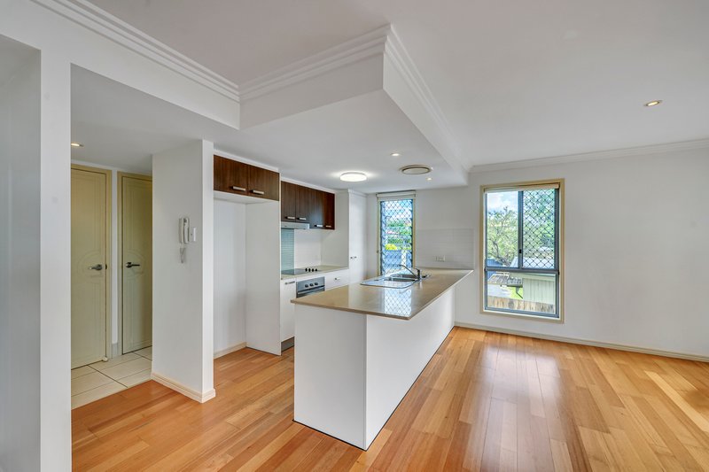 Photo - 5/584 Old Cleveland Road, Camp Hill QLD 4152 - Image 5