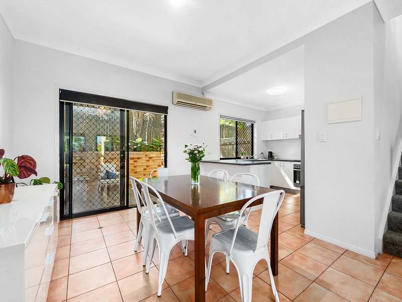 Photo - 5/589 Beams Road, Carseldine QLD 4034 - Image 6