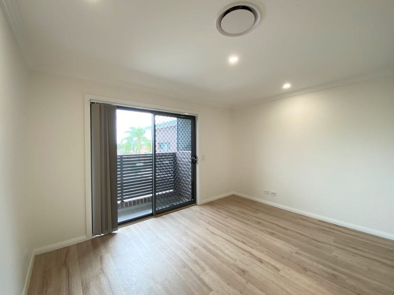 Photo - 5/59 Hampden Road, South Wentworthville NSW 2145 - Image 5