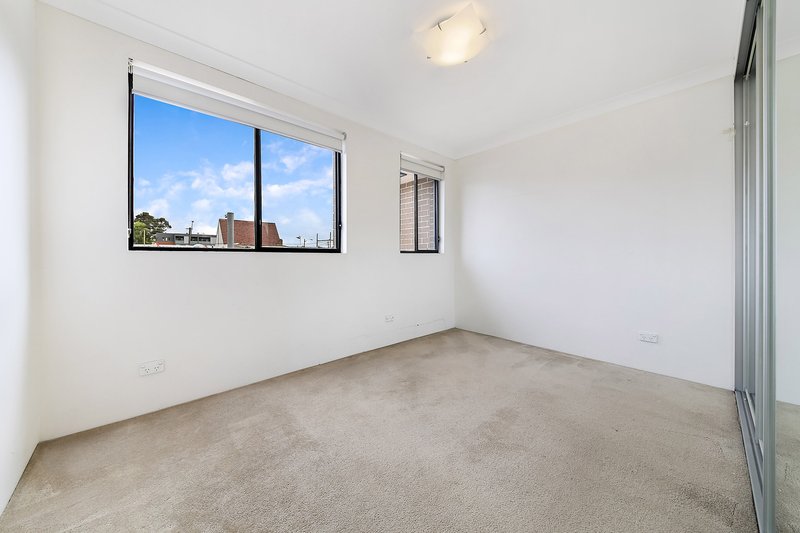 Photo - 5/59 Marian Street, Guildford NSW 2161 - Image 4