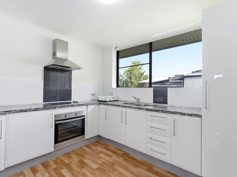 Photo - 5/59 Warren Street, St Lucia QLD 4067 - Image 3