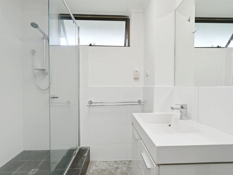 Photo - 5/59 Warren Street, St Lucia QLD 4067 - Image 5