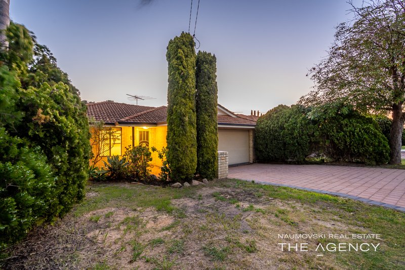 Photo - 55a Hillsborough Drive, Nollamara WA 6061 - Image 27