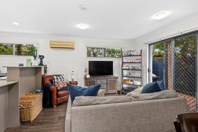 Photo - 55A Miles Street, Clayfield QLD 4011 - Image 3