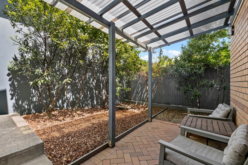 Photo - 55A Miles Street, Clayfield QLD 4011 - Image 12