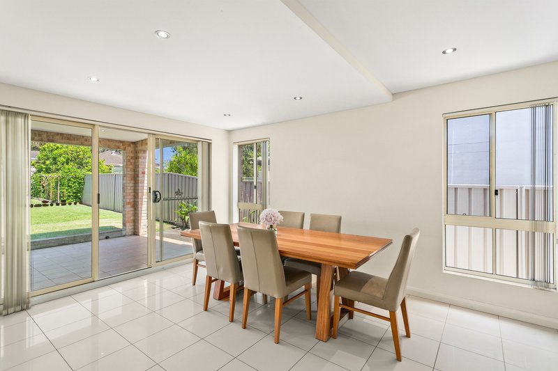 Photo - 55A Park Street, Peakhurst NSW 2210 - Image 3