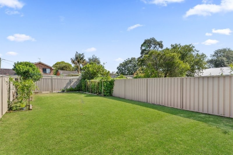 Photo - 55A Park Street, Peakhurst NSW 2210 - Image 10