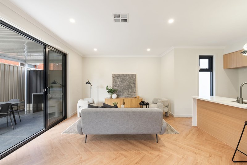 Photo - 55D Robert Avenue, Clearview SA 5085 - Image 11