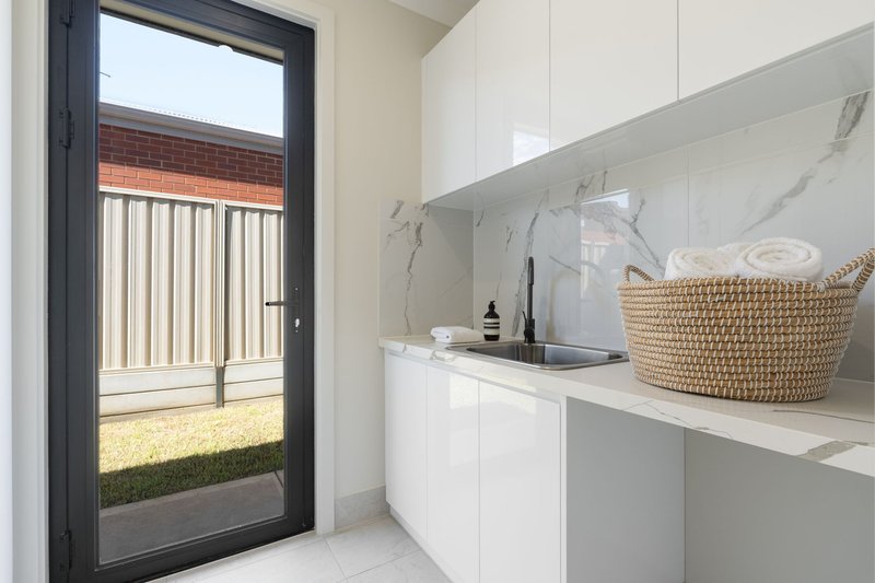 Photo - 55D Robert Avenue, Clearview SA 5085 - Image 22