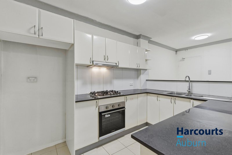 Photo - 5/6-8 Hargrave Road, Auburn NSW 2144 - Image 4