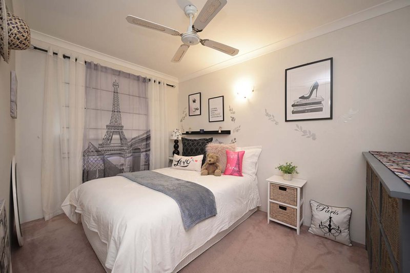 Photo - 56 Abbeville Circle, Mindarie WA 6030 - Image 9