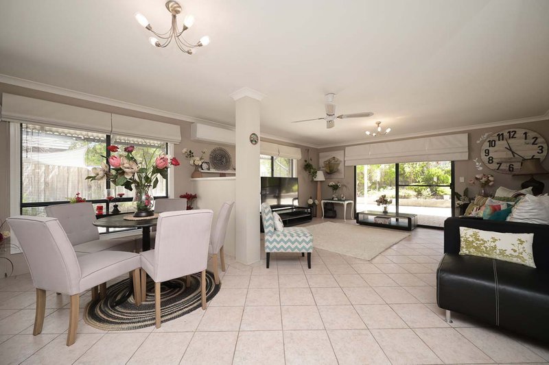 Photo - 56 Abbeville Circle, Mindarie WA 6030 - Image 17