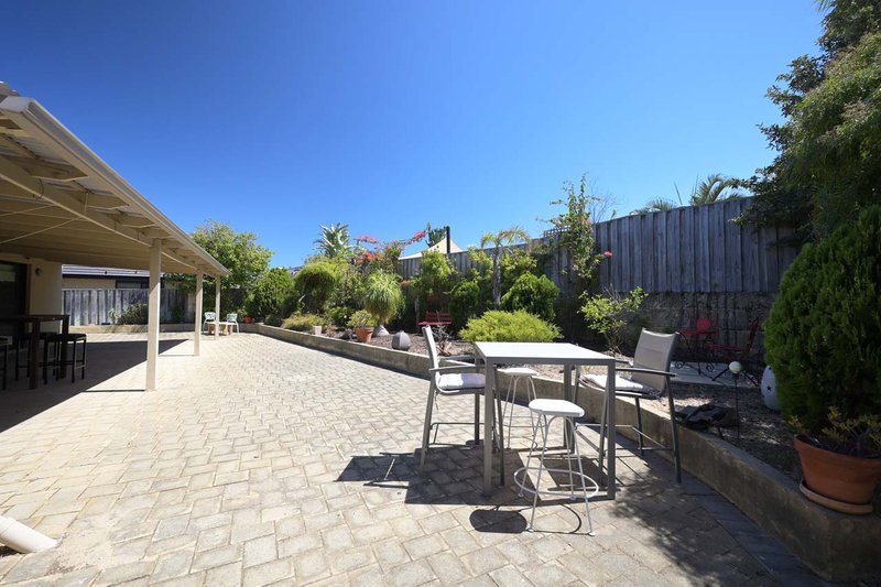 Photo - 56 Abbeville Circle, Mindarie WA 6030 - Image 33