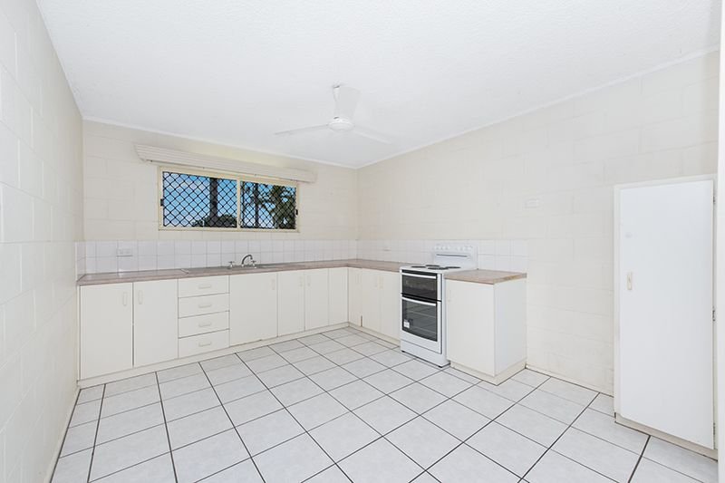 Photo - 5/6 Albert Street, Cranbrook QLD 4814 - Image 3