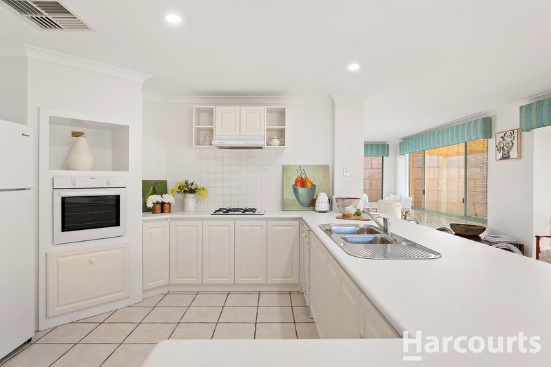 Photo - 56 Alexis Circle, Wannanup WA 6210 - Image 7