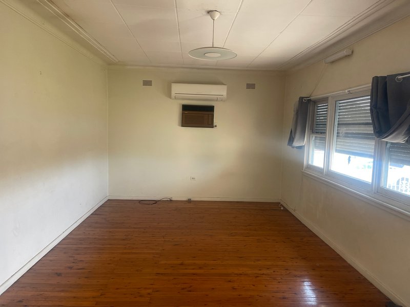 Photo - 56 Alinga Street, Cabramatta West NSW 2166 - Image 4