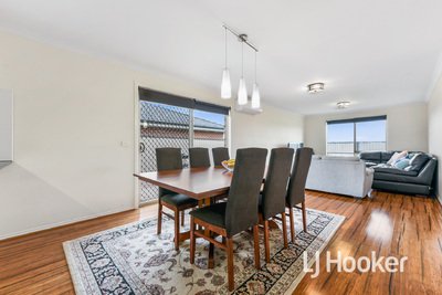 Photo - 56 Andretti Avenue, Lynbrook VIC 3975 - Image 4