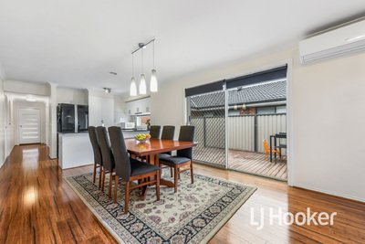 Photo - 56 Andretti Avenue, Lynbrook VIC 3975 - Image 5