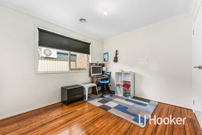 Photo - 56 Andretti Avenue, Lynbrook VIC 3975 - Image 12