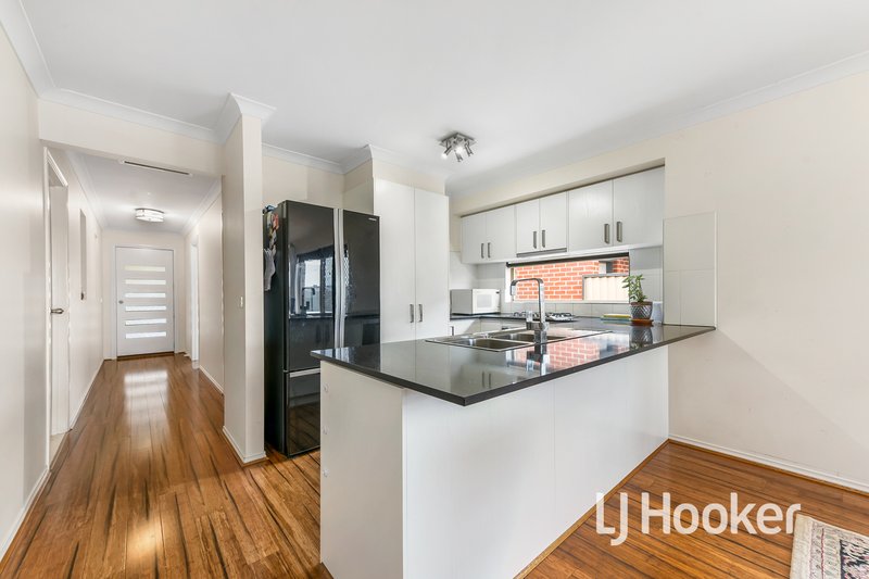 Photo - 56 Andretti Avenue, Lynbrook VIC 3975 - Image 8