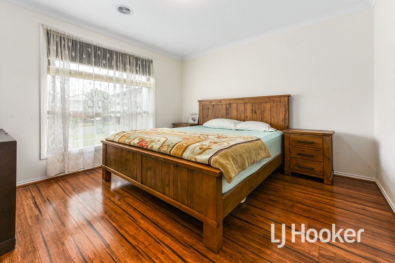 Photo - 56 Andretti Avenue, Lynbrook VIC 3975 - Image 9