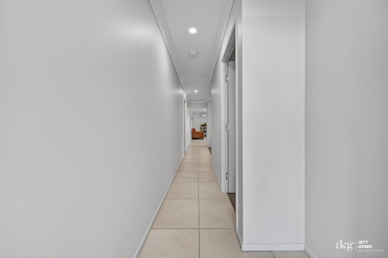 Photo - 56 Annette Street, Logan Reserve QLD 4133 - Image 4
