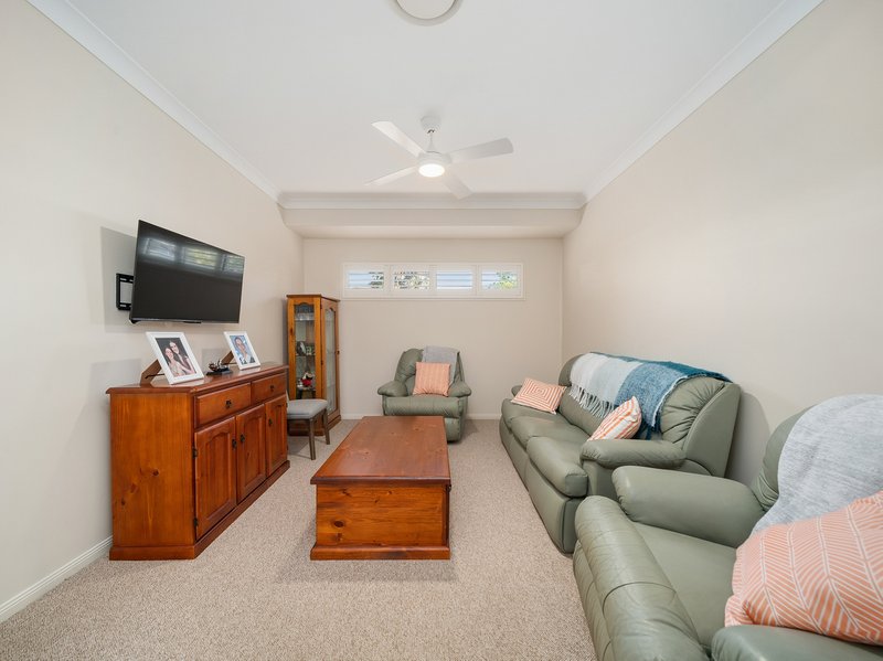 Photo - 56 Astley Parade, North Lakes QLD 4509 - Image 11