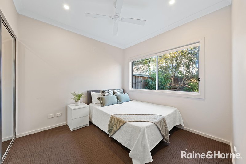 Photo - 56 Atlantic Boulevard, Glenfield NSW 2167 - Image 3